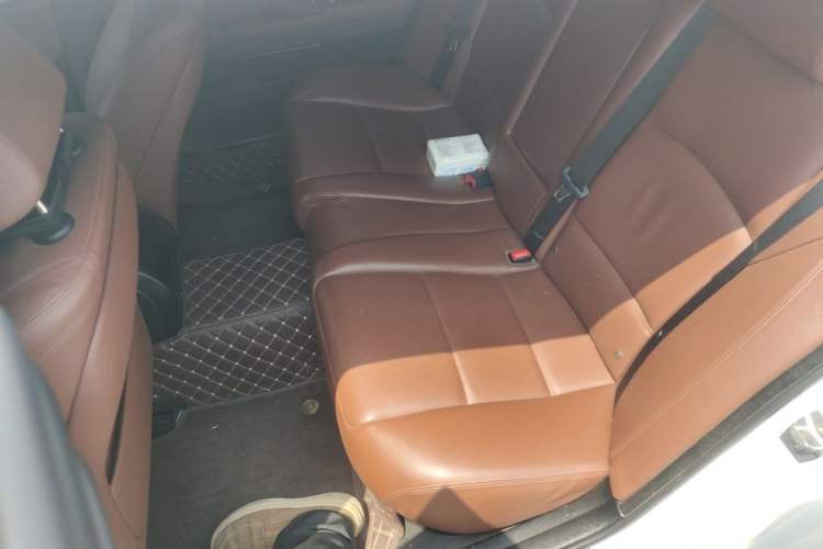 Used BMW 5 Series 2014 520Li Elegant Model Left Rear Seat