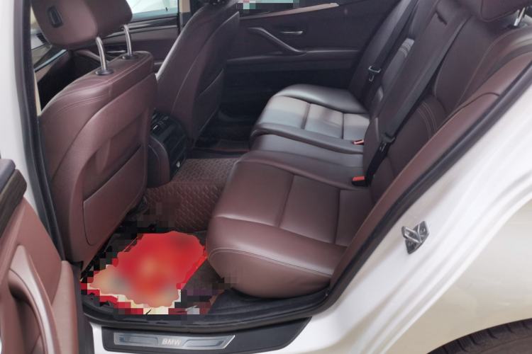 Used BMW 5 Series 2014 525Li Luxury Design Package Left Rear Seat