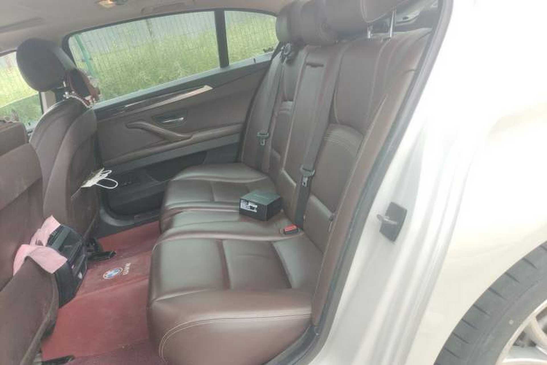 Used BMW 5 Series 2014 525Li Luxury Design Package Left Rear Seat
