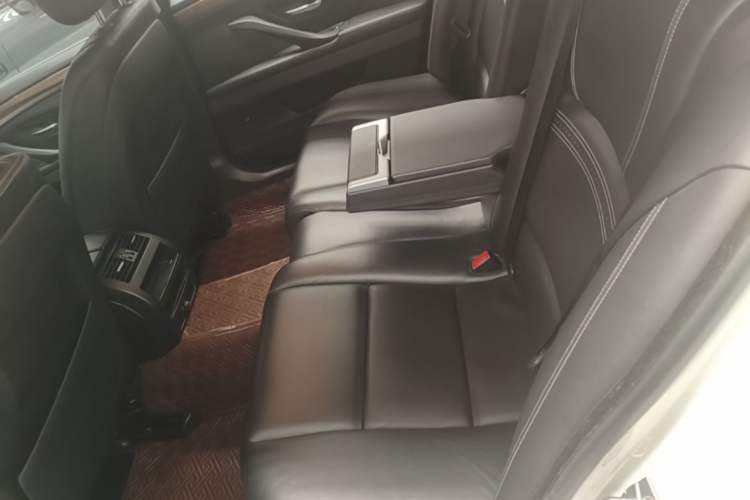 Used BMW 5 Series 2014 525Li Fashion Design Package Left Rear Seat