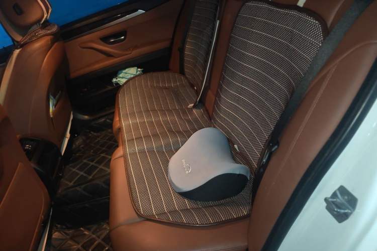 Used BMW 5 Series 2014 520Li Elegant Model Left Rear Seat