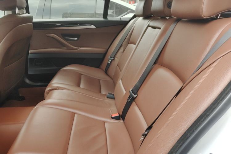 Used BMW 5 Series 2014 525Li Leading Model Left Rear Seat