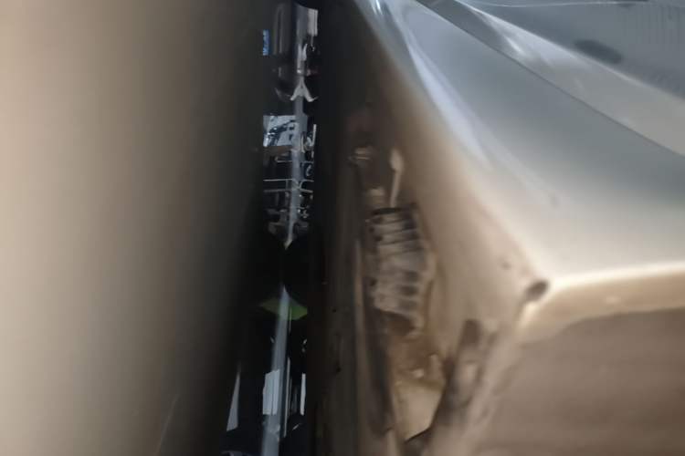 Used BMW 5 Series 2014 520i Elegant Edition Left Side Sill