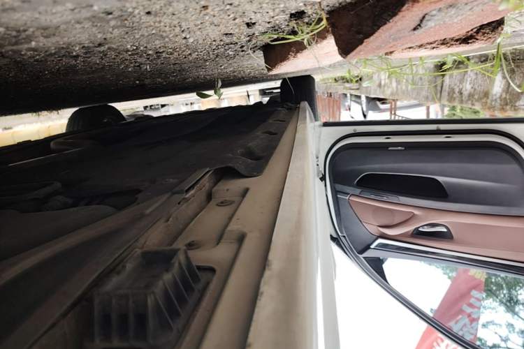 Used BMW 5 Series 2014 525Li Leading Model Left Side Sill