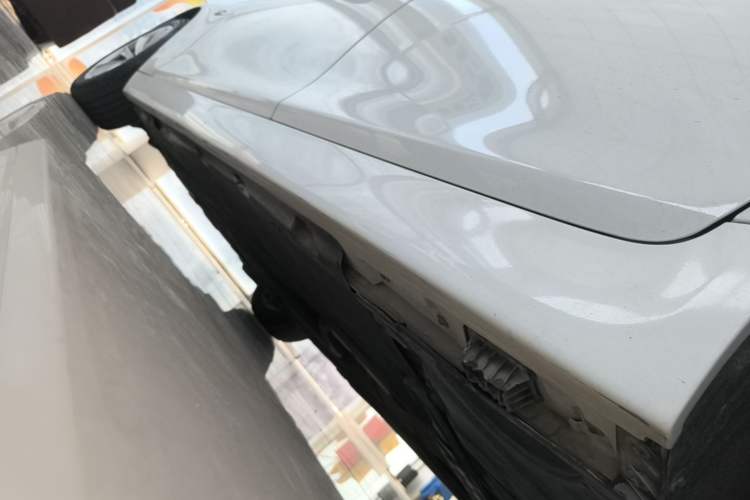 Used BMW 5 Series 2014 520Li Elegant Model Left Side Sill