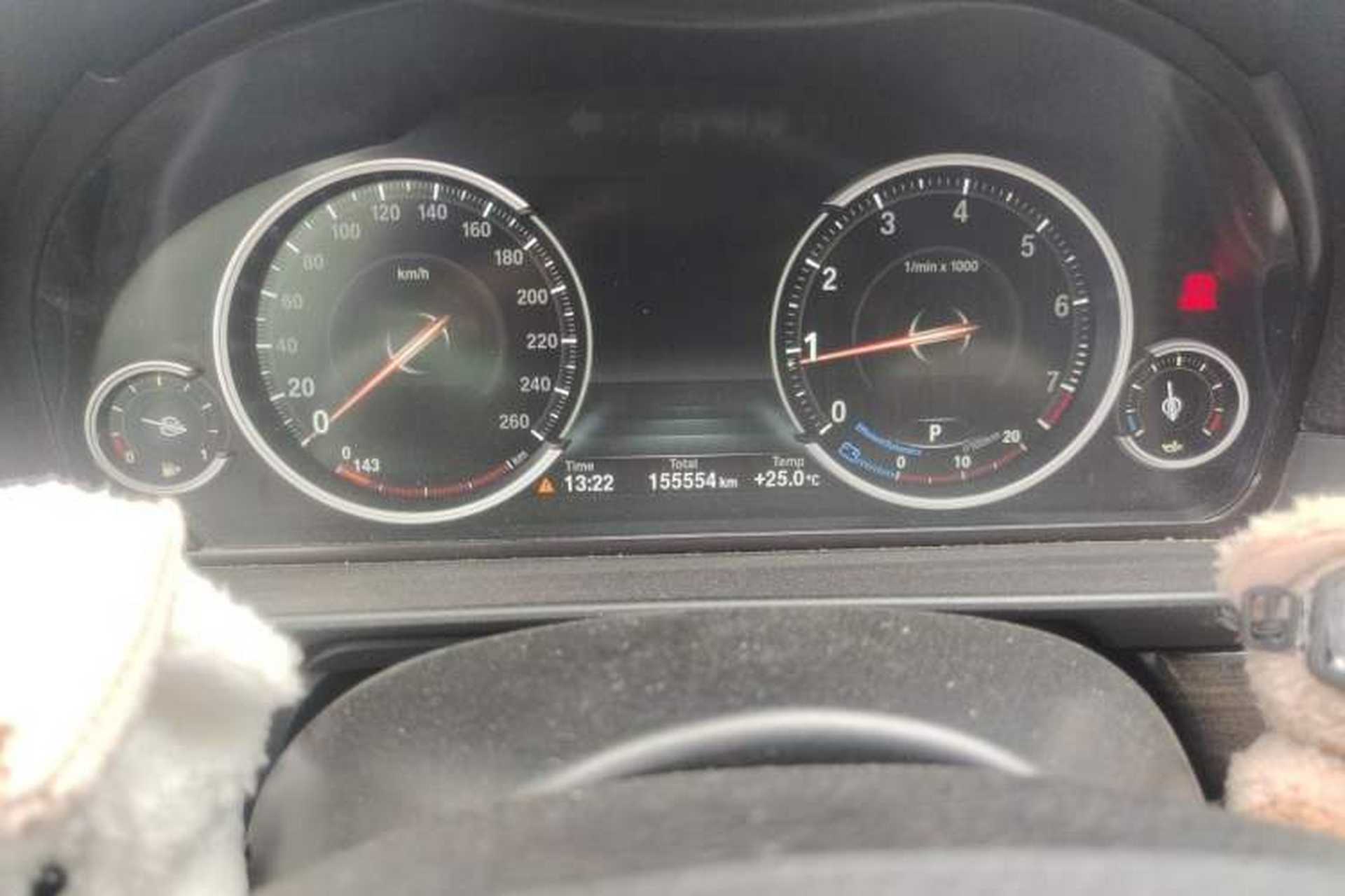 Used BMW 5 Series 2014 525Li Luxury Design Package Odometer Close Up