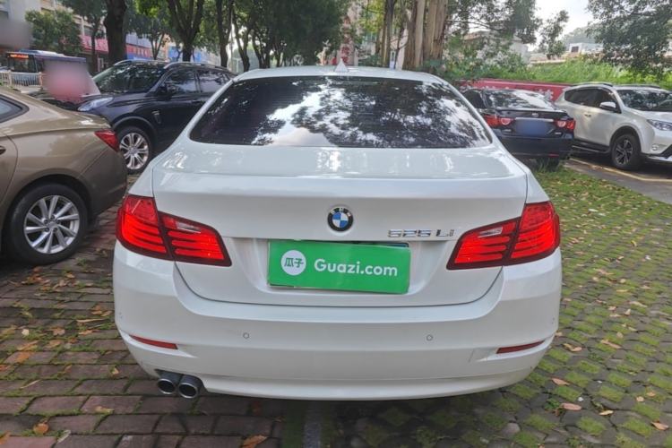 Used BMW 5 Series 2014 525Li Leading Model Rear