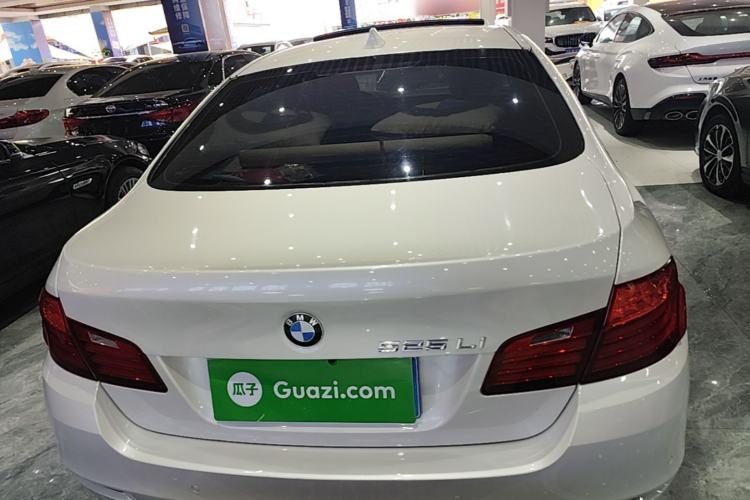 Used BMW 5 Series 2014 525Li Leading Model Rear
