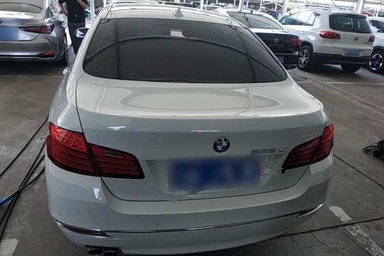 Used BMW 5 Series 2014 525Li Luxury Design Package Rear