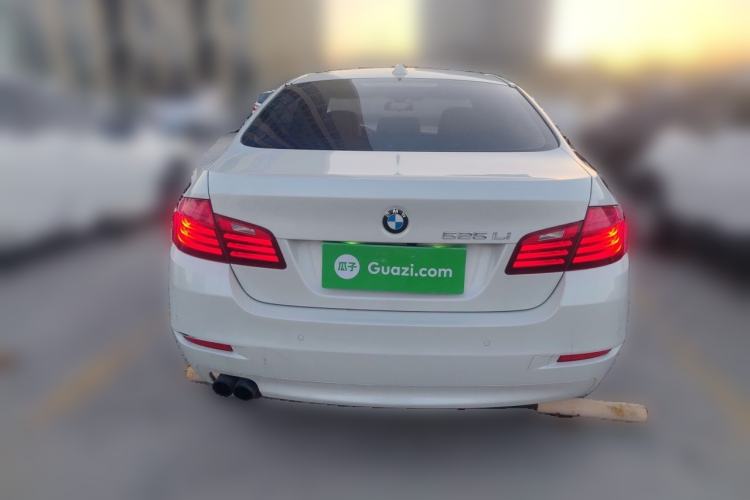 Used BMW 5 Series 2014 525Li Leading Model Rear
