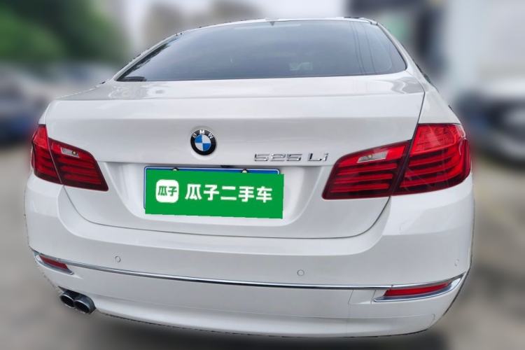 Used BMW 5 Series 2014 525Li Luxury Design Package Rear