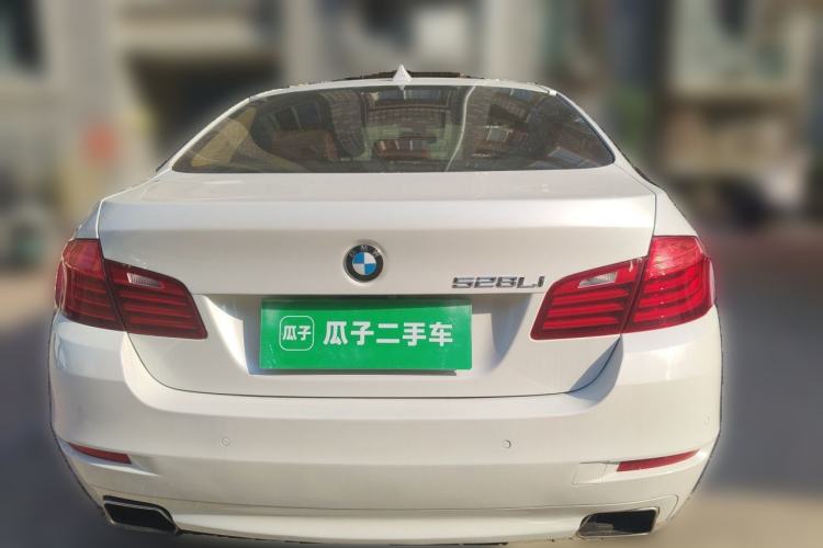 Used BMW 5 Series 2014 528Li Leading Model Rear