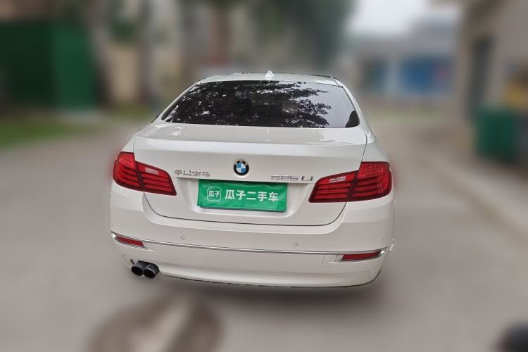 Used BMW 5 Series 2014 525Li Luxury Design Package Rear