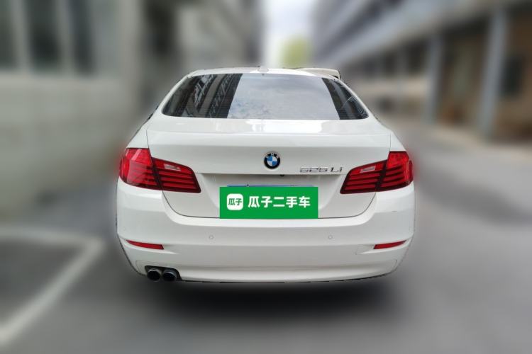 Used BMW 5 Series 2014 525Li Leading Model Rear