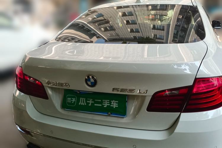 Used BMW 5 Series 2014 525Li Luxury Design Package Rear