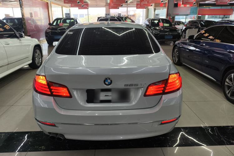 Used BMW 5 Series 2014 525Li Luxury Design Package Rear