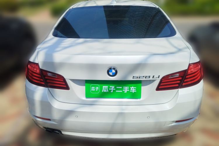 Used BMW 5 Series 2014 528Li Leading Model Rear