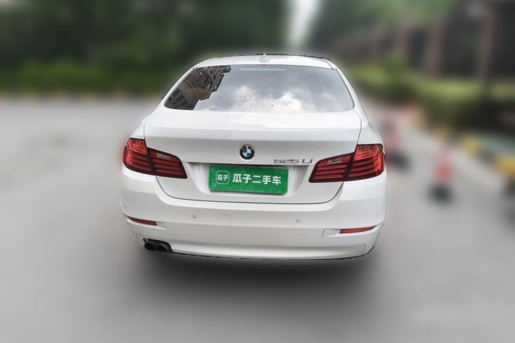 Used BMW 5 Series 2014 525Li Leading Model Rear