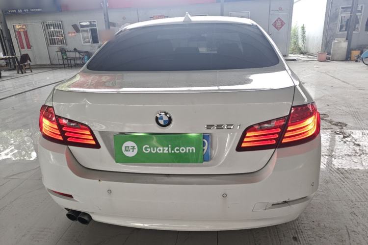 Used BMW 5 Series 2014 520i Elegant Edition Rear