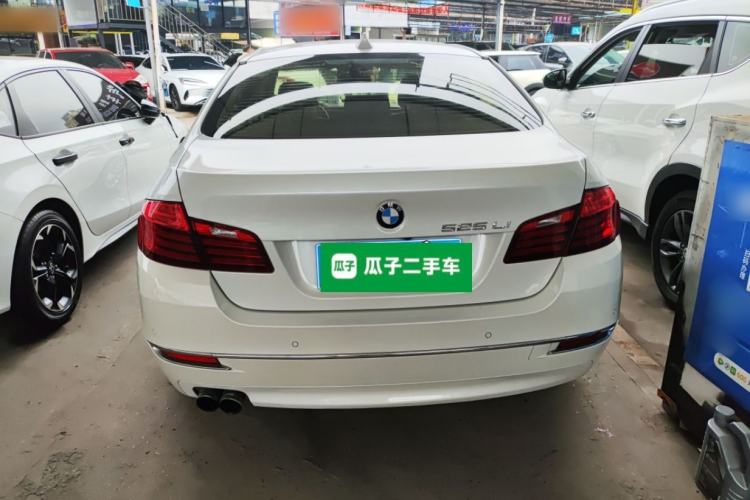 Used BMW 5 Series 2014 525Li Luxury Design Package Rear