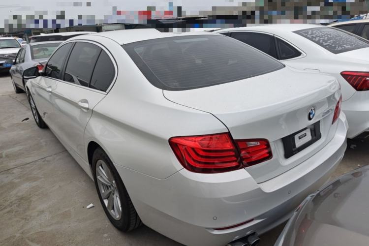 Used BMW 5 Series 2014 520Li Elegant Model Rear Left 45 Deg