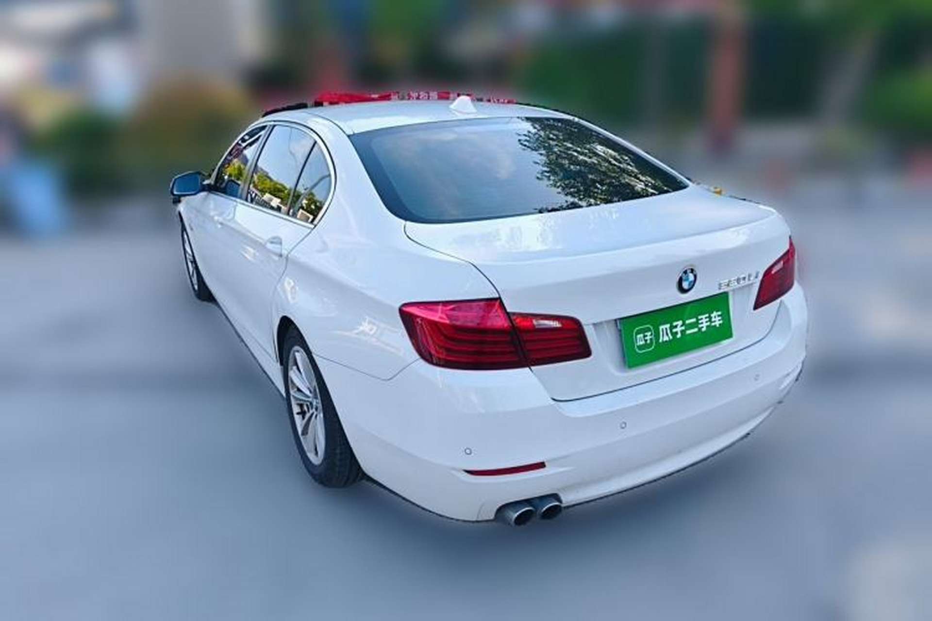 Used BMW 5 Series 2014 520Li Elegant Model Rear Left 45 Deg