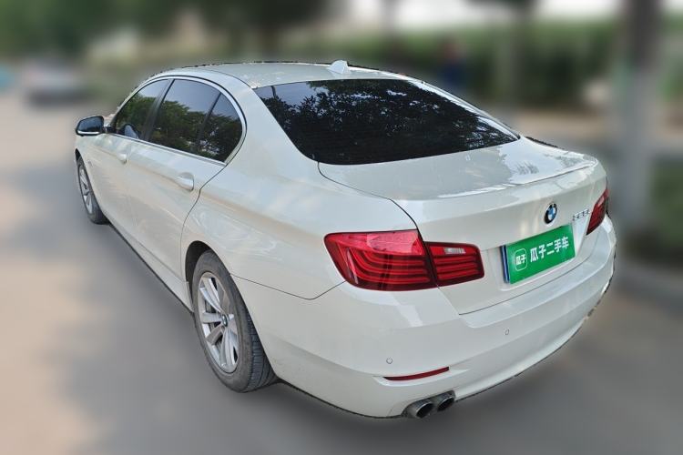 Used BMW 5 Series 2014 520Li Elegant Model Rear Left 45 Deg