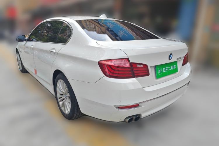 Used BMW 5 Series 2014 525Li Luxury Design Package Rear Left 45 Deg
