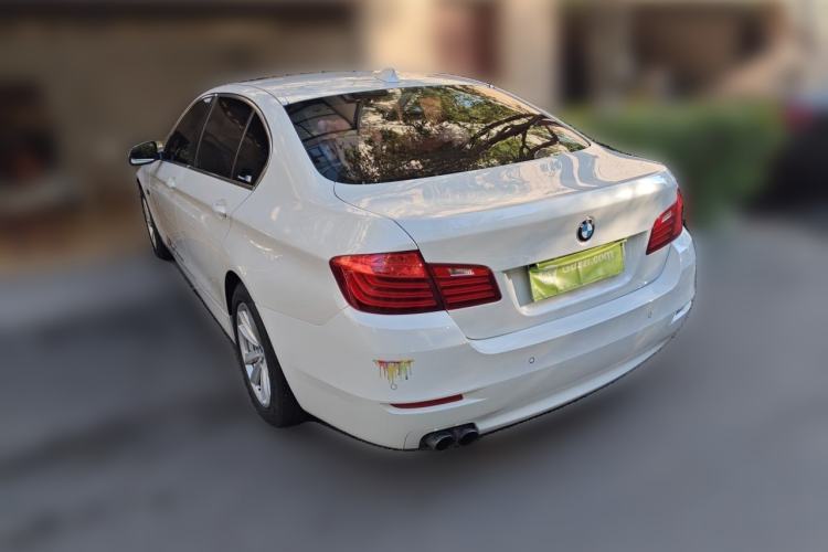 Used BMW 5 Series 2014 520Li Elegant Model Rear Left 45 Deg