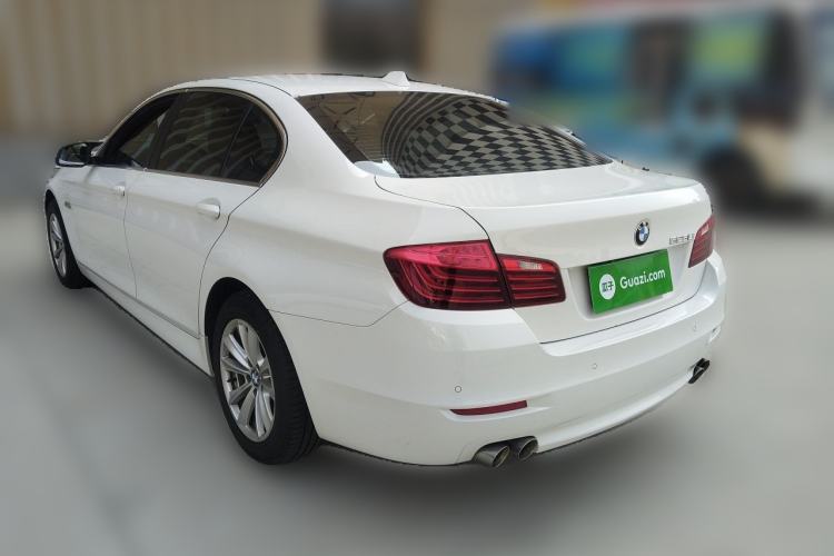 Used BMW 5 Series 2014 520Li Elegant Model Rear Left 45 Deg