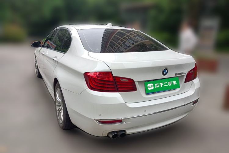 Used BMW 5 Series 2014 525Li Luxury Design Package Rear Left 45 Deg