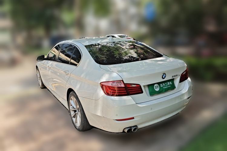 Used BMW 5 Series 2014 528Li Leading Model Rear Left 45 Deg