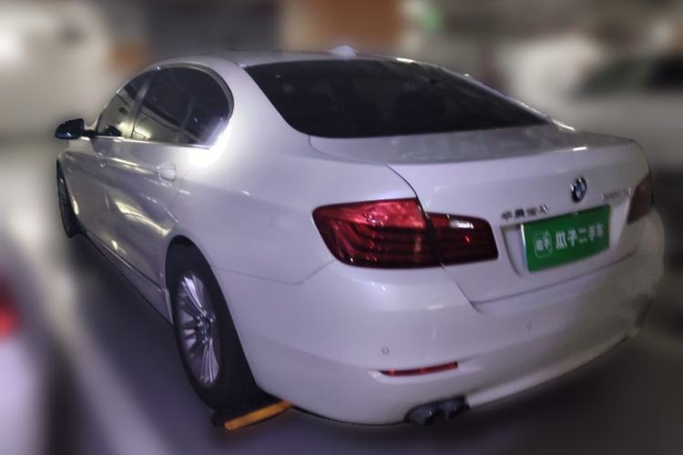 Used BMW 5 Series 2014 525Li Leading Model Rear Left 45 Deg