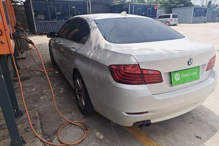 Used BMW 5 Series 2014 520i Elegant Edition Rear Left 45 Deg
