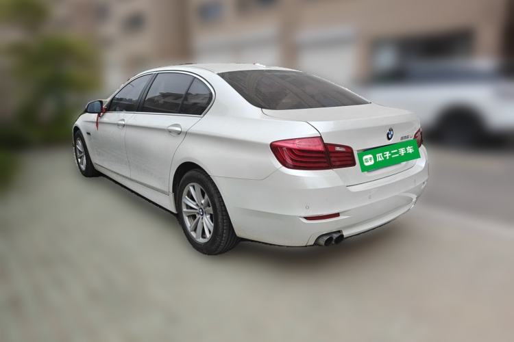 Used BMW 5 Series 2014 520Li Elegant Model Rear Left 45 Deg
