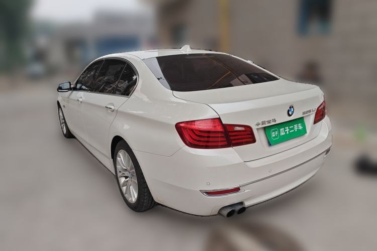 Used BMW 5 Series 2014 525Li Luxury Design Package Rear Left 45 Deg