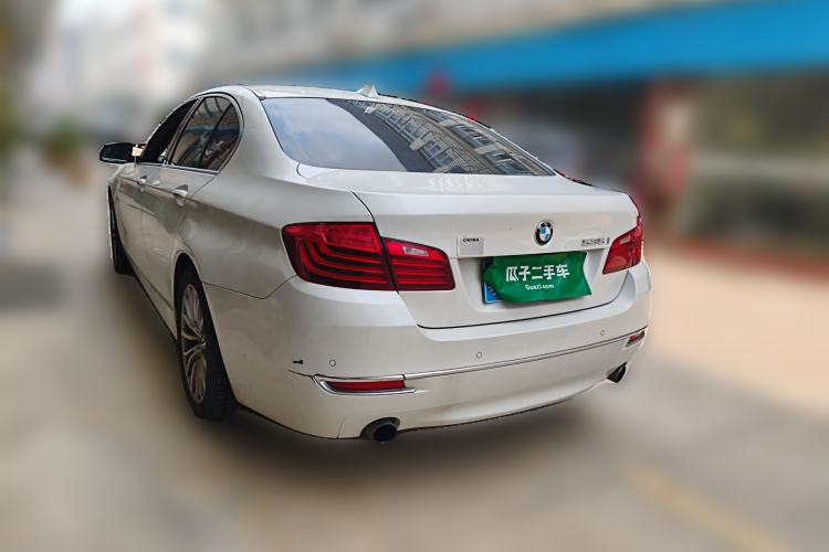 Used BMW 5 Series 2014 535i Design Package Model Rear Left 45 Deg