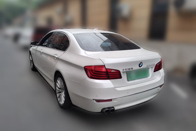 Used BMW 5 Series 2014 525Li Luxury Design Package Rear Left 45 Deg