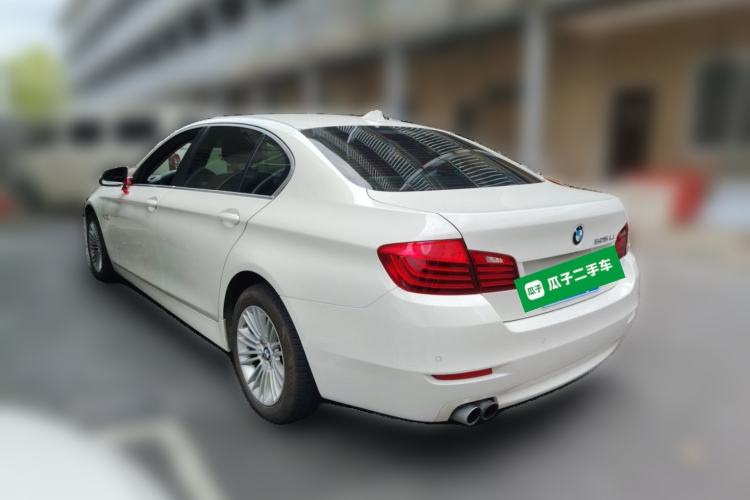 Used BMW 5 Series 2014 525Li Leading Model Rear Left 45 Deg