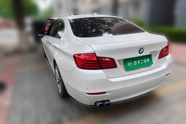 Used BMW 5 Series 2014 528Li Leading Model Rear Left 45 Deg