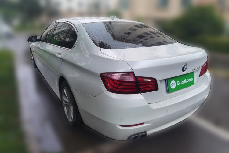 Used BMW 5 Series 2014 520Li Elegant Model Rear Left 45 Deg