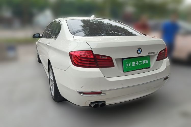 Used BMW 5 Series 2014 520Li Elegant Model Rear Left 45 Deg