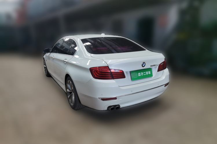 Used BMW 5 Series 2014 525Li Fashion Design Package Rear Left 45 Deg