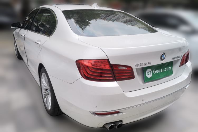 Used BMW 5 Series 2014 525Li Luxury Design Package Rear Left 45 Deg