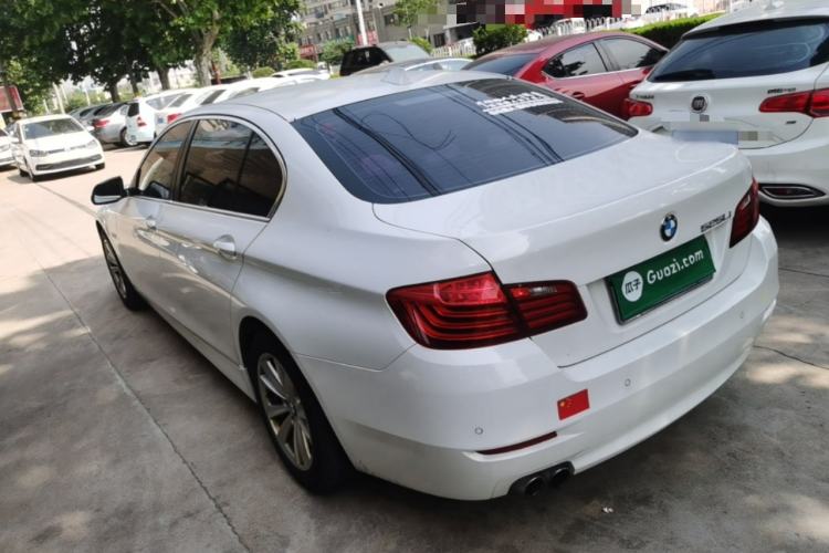 Used BMW 5 Series 2014 520Li Elegant Model Rear Left 45 Deg