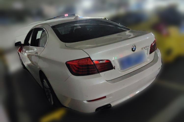 Used BMW 5 Series 2014 525Li Leading Model Rear Left 45 Deg