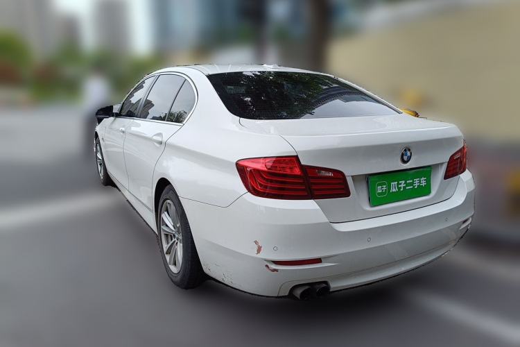 Used BMW 5 Series 2014 520Li Elegant Model Rear Left 45 Deg