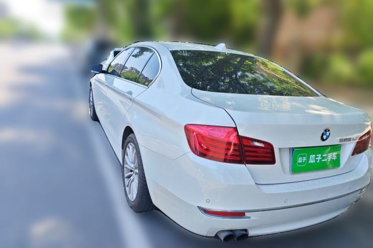 Used BMW 5 Series 2014 525Li Luxury Design Package Rear Left 45 Deg