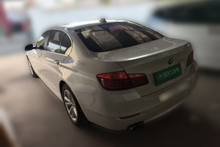 Used BMW 5 Series 2014 520Li Elegant Model Rear Left 45 Deg