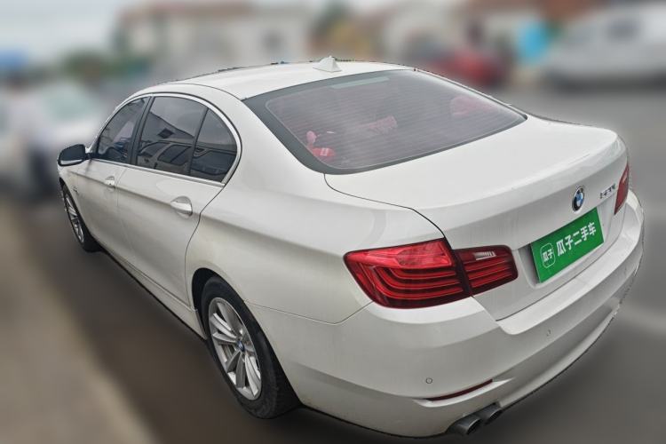 Used BMW 5 Series 2014 520Li Elegant Model Rear Left 45 Deg
